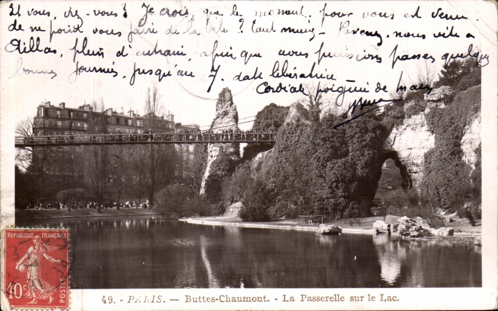 CPA Paris Chaumont Hillocks the Footbridge on the Lake