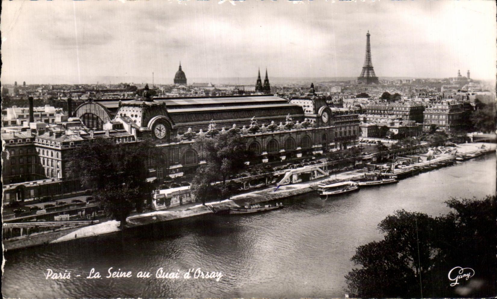 CPA Paris the Seine with the Quay of Orsay Eiffel Tower