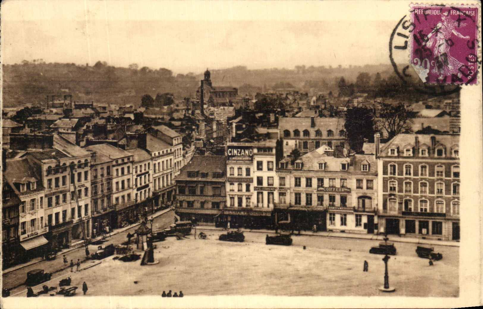 CPA Lisieux el lugar de Thiers visto de Of el jardin publico de los thiers de la catedral de la catedral