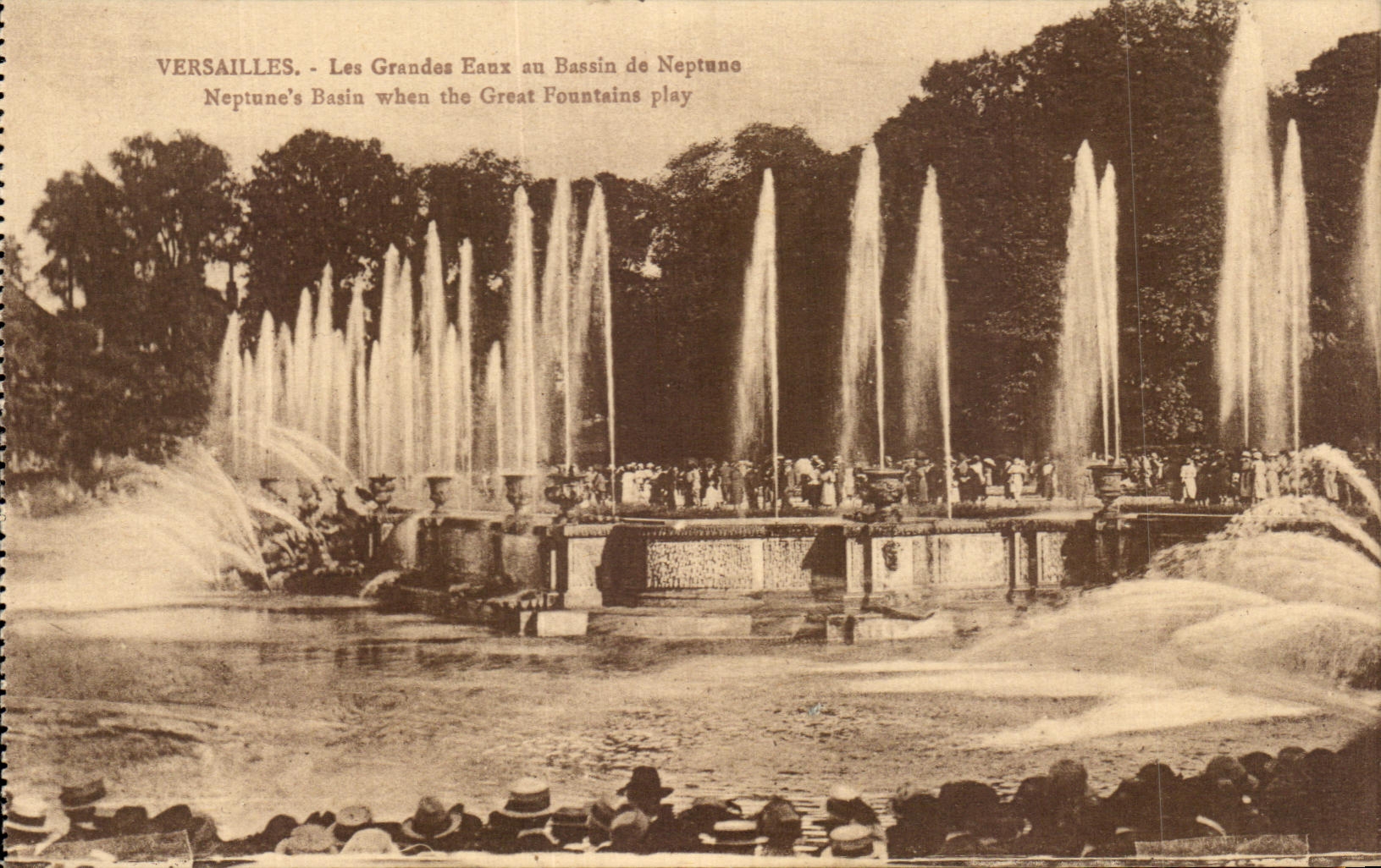 CPA Versailles large water with the basin of Neptune