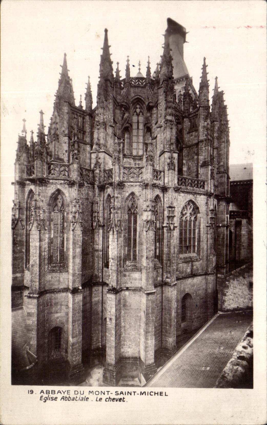 CPA Abbey Of Mont Saint Michel the Abbey church the Bedside