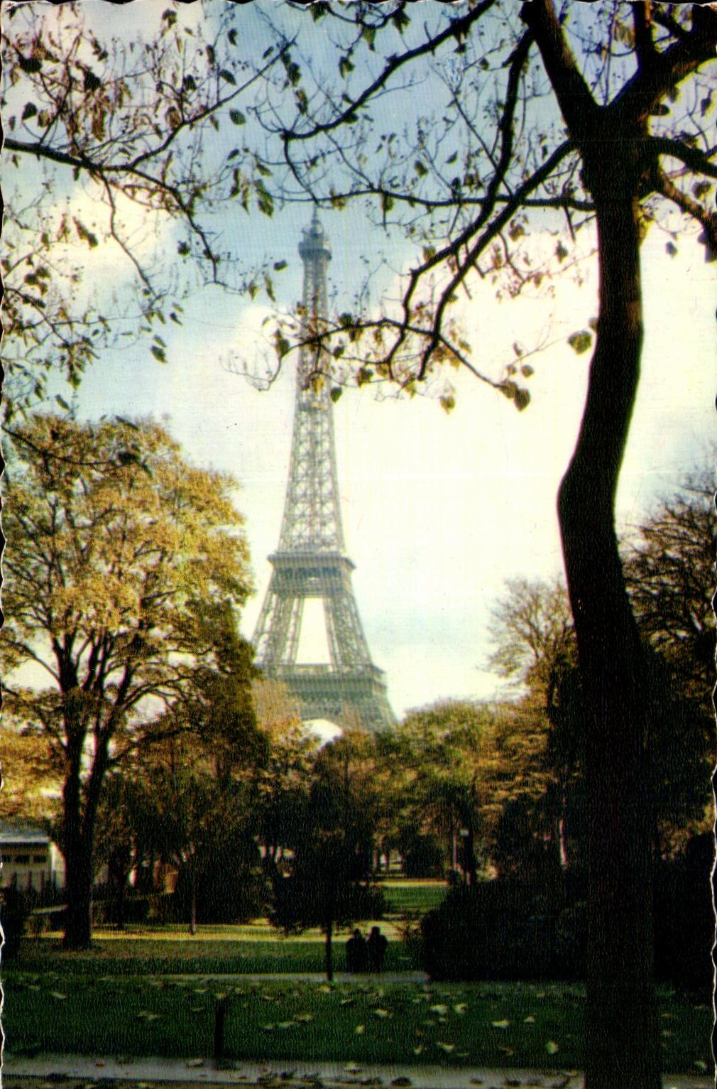 CPA Paris La Tour Eiffel