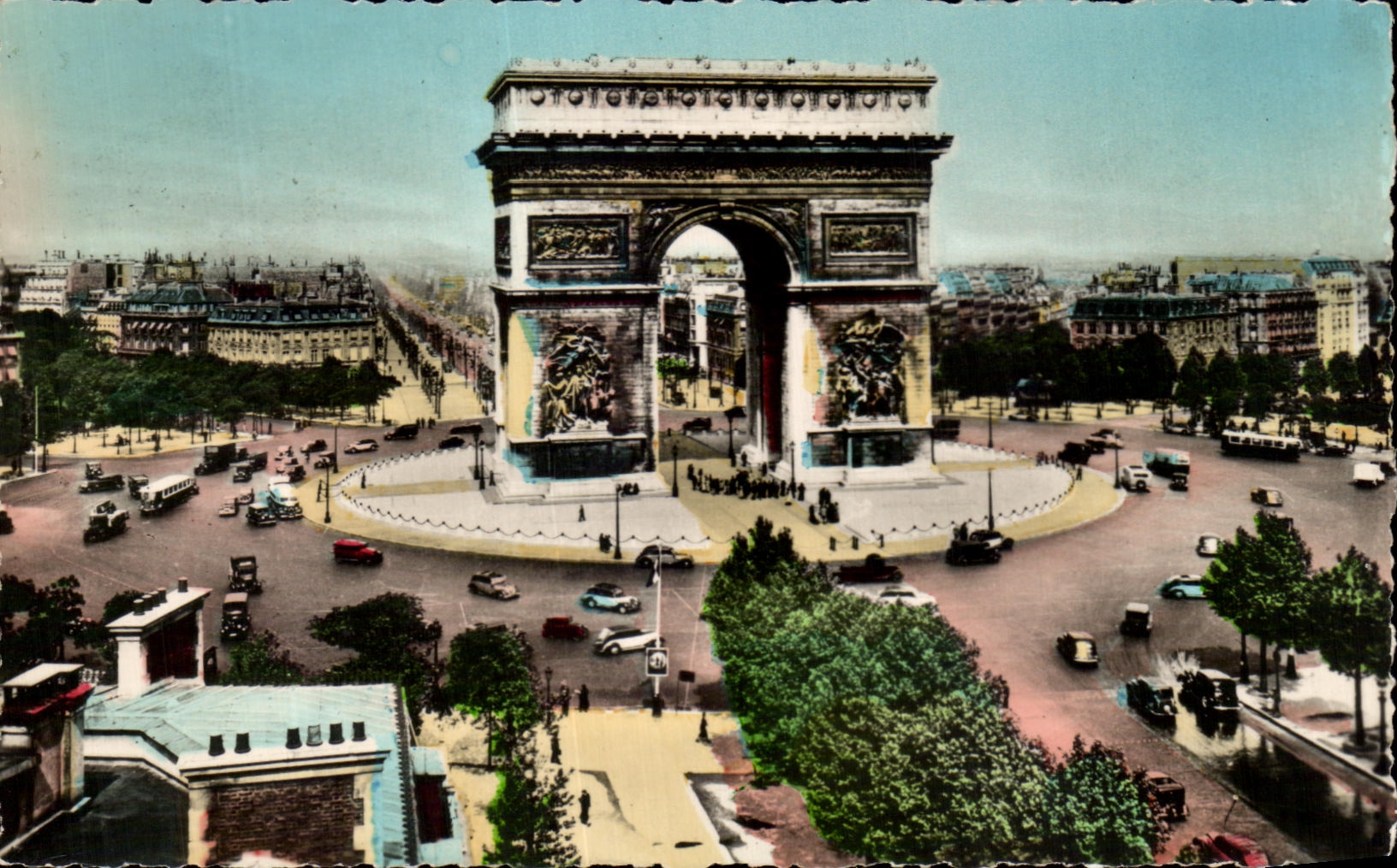 CPA Paris La Place et L'Arc de Triomphe de L'Etoile