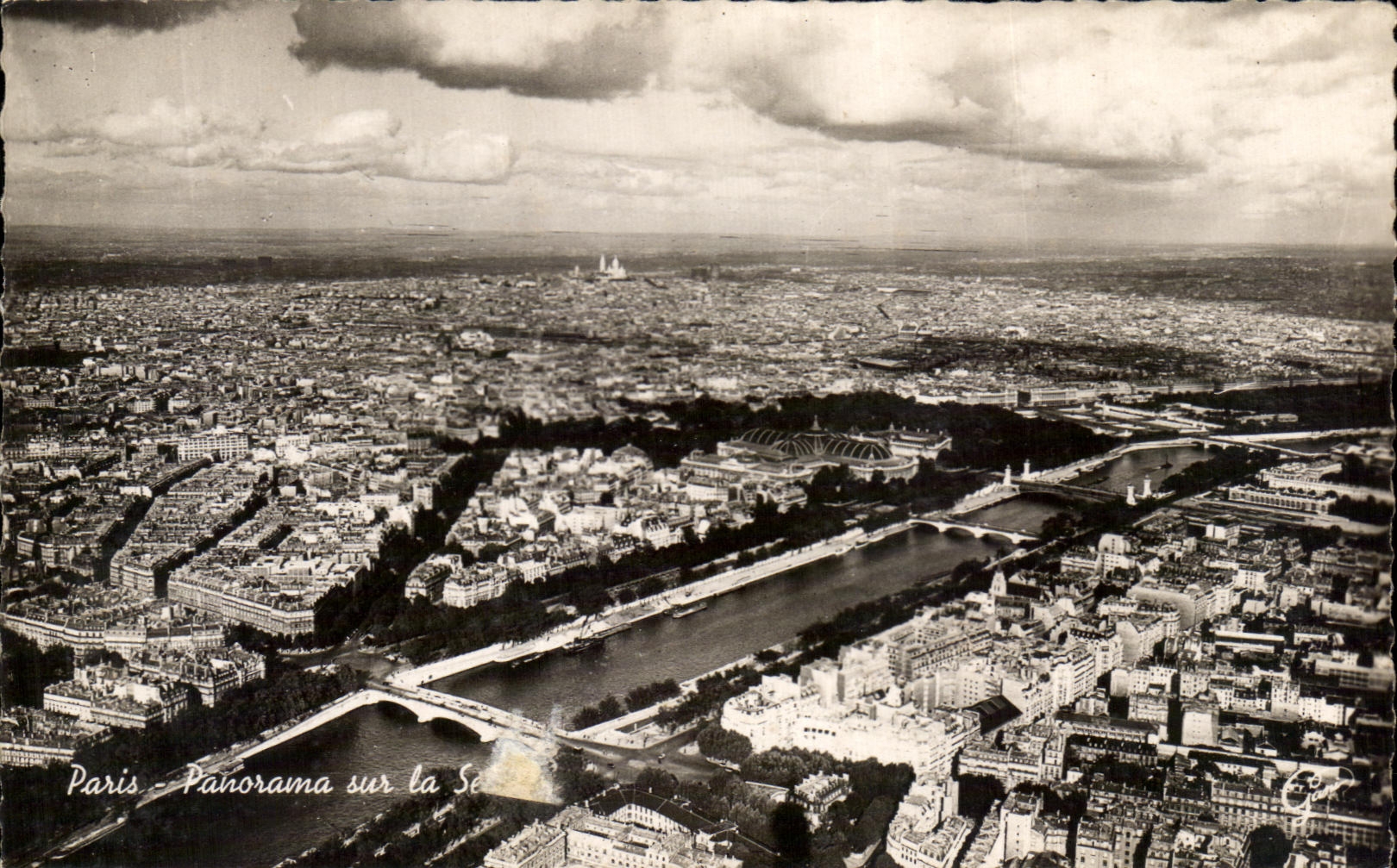 CPA Paris Panorama on the Seine