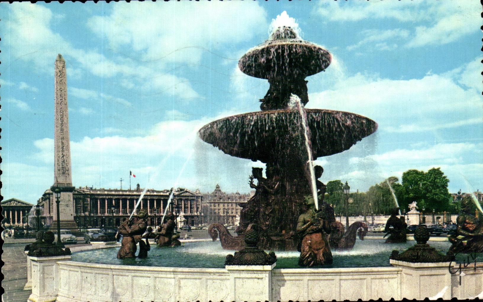 CPA Paris And Its Wonders Dancing water of a fountain of the place of the Harmony