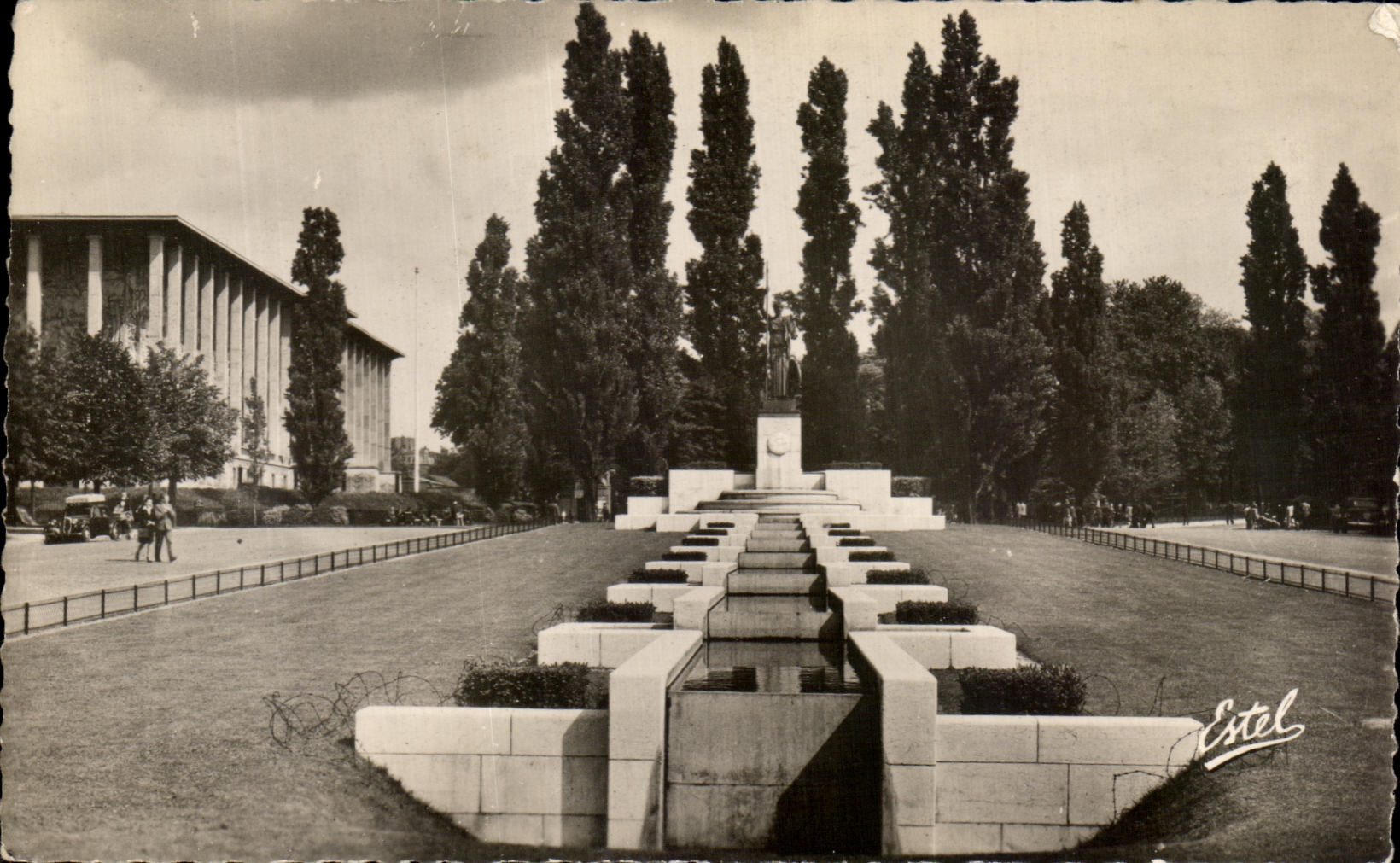 CPA Paris the Fountain of the Gate Golden