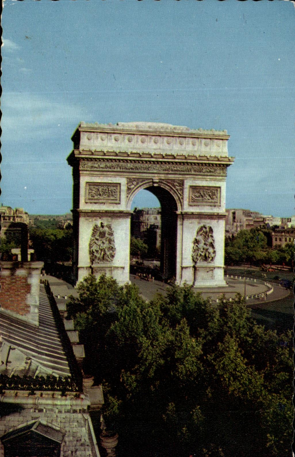 CPA Paris L'Arc de Triomphe 