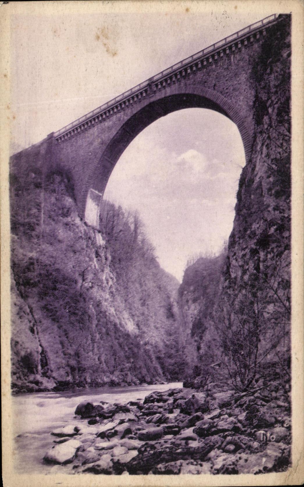 CPA the Pyrenees Saint Saver the Napoleon bridge