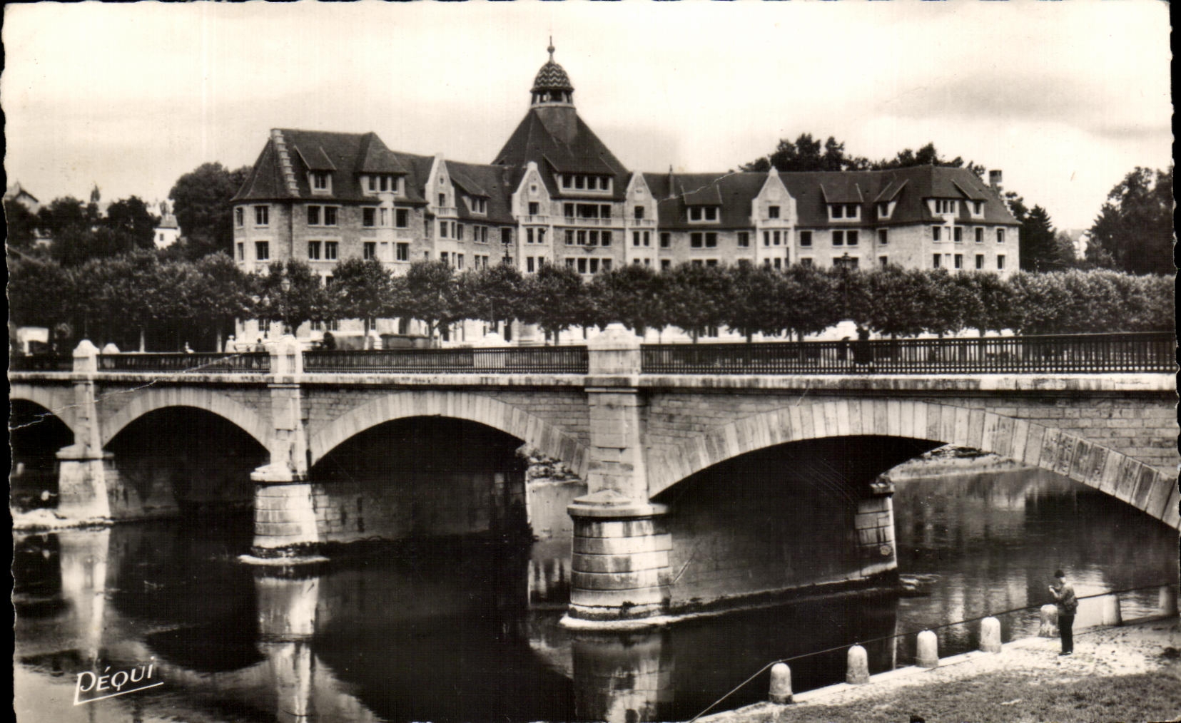 CPA Besancon Les Bains Carnot Bridge and ISCED Universitaure