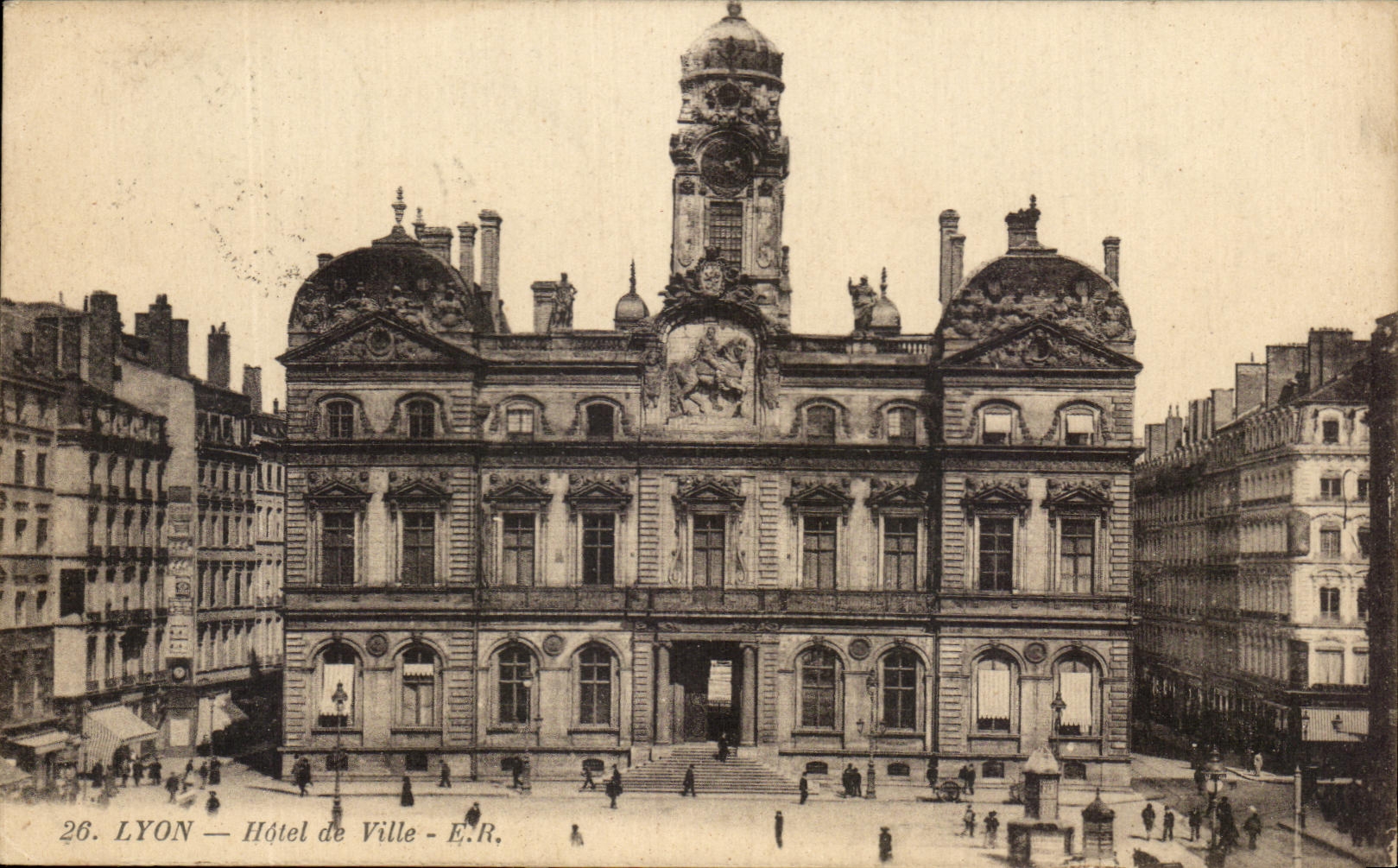 CPA Lyon Town hall