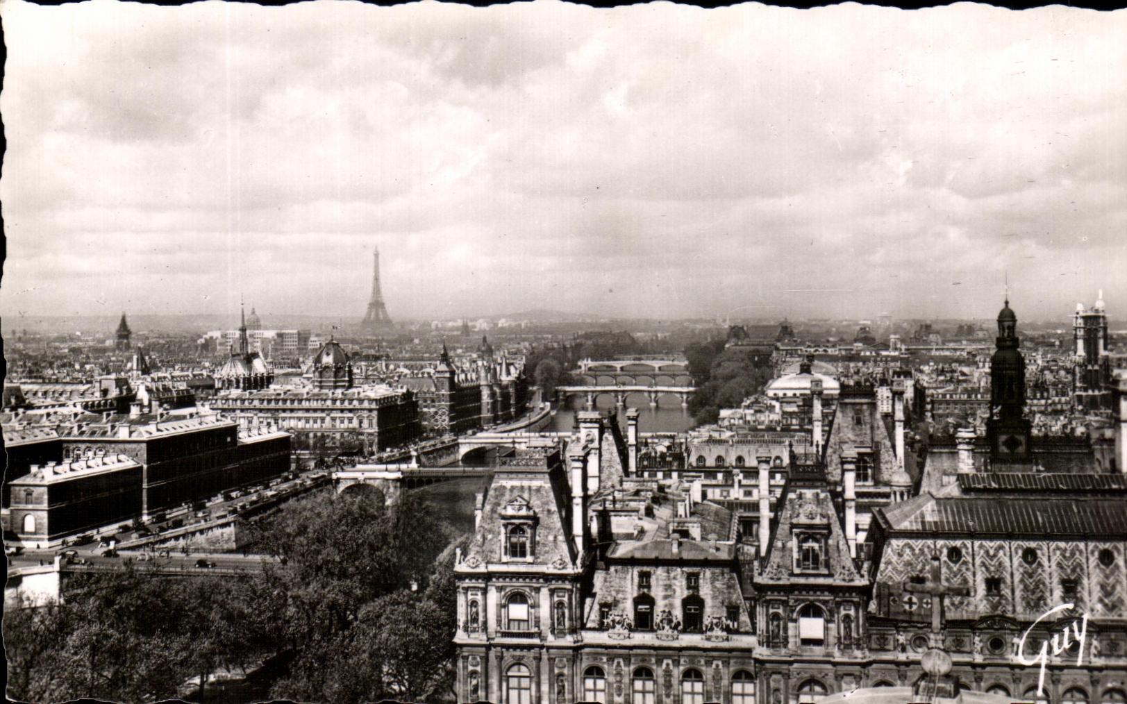 CPA Paris And Its Wonders View of the seven stone bridges Eiffel Tower