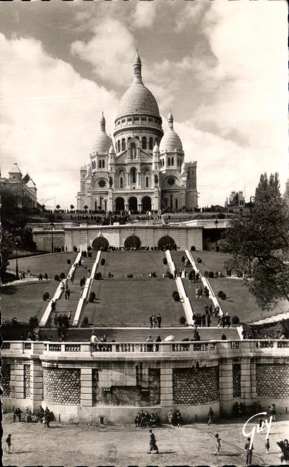 CPA Paris And Its Wonders Basilica of the Sacring Heart of Montmartre