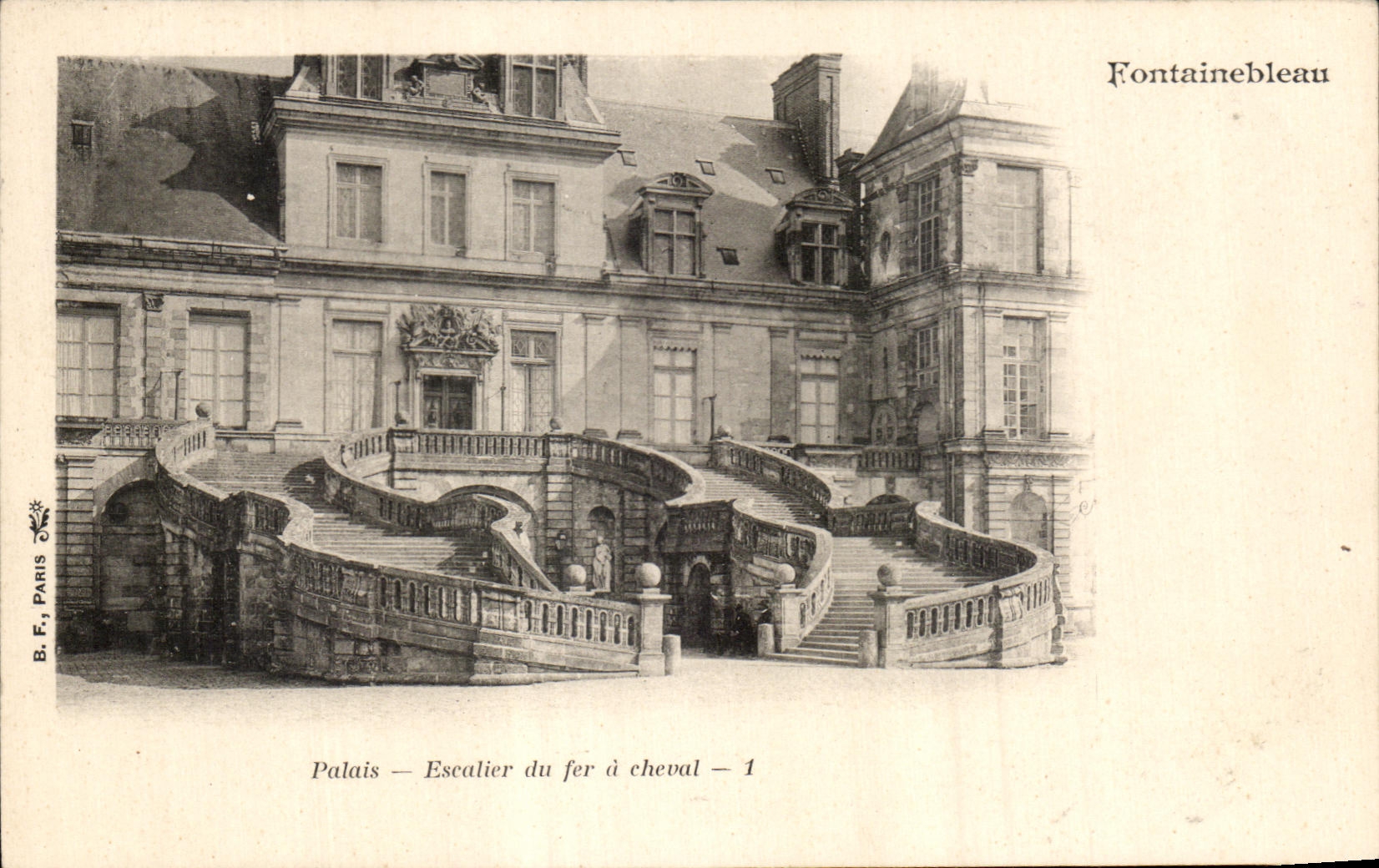CPA Palate Staircase of Iron Fontainebleau Horse