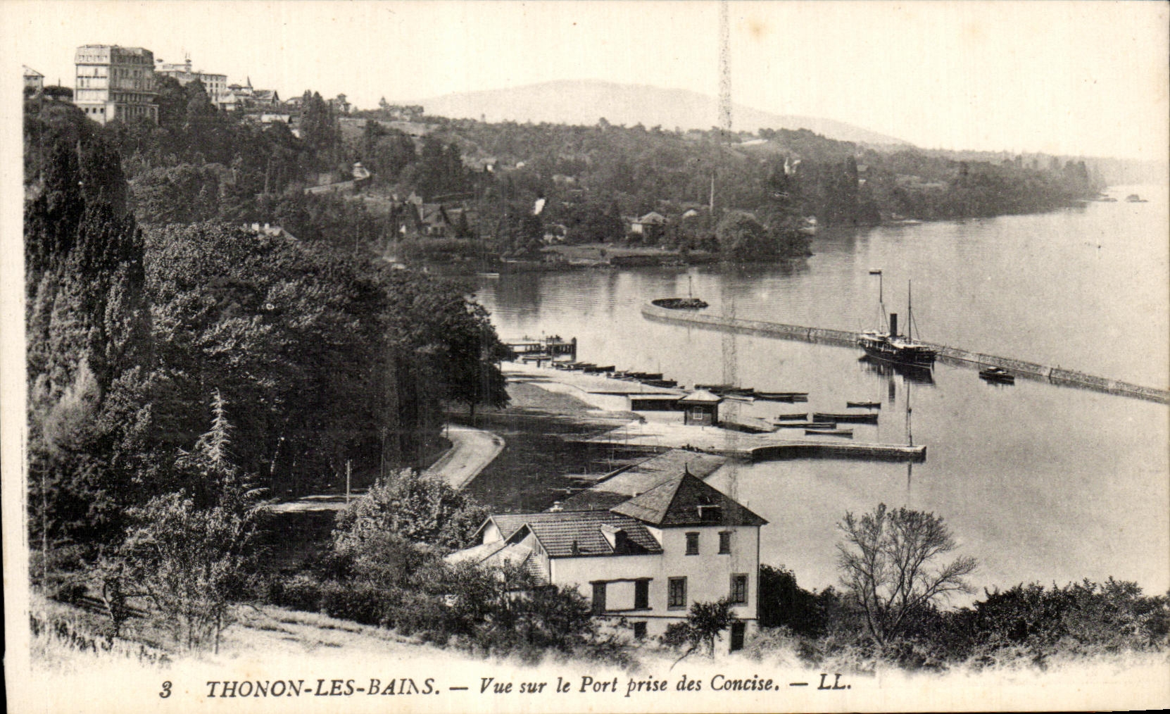 CPA Thonon Les Bains Seen on the Port taken of the Concise one