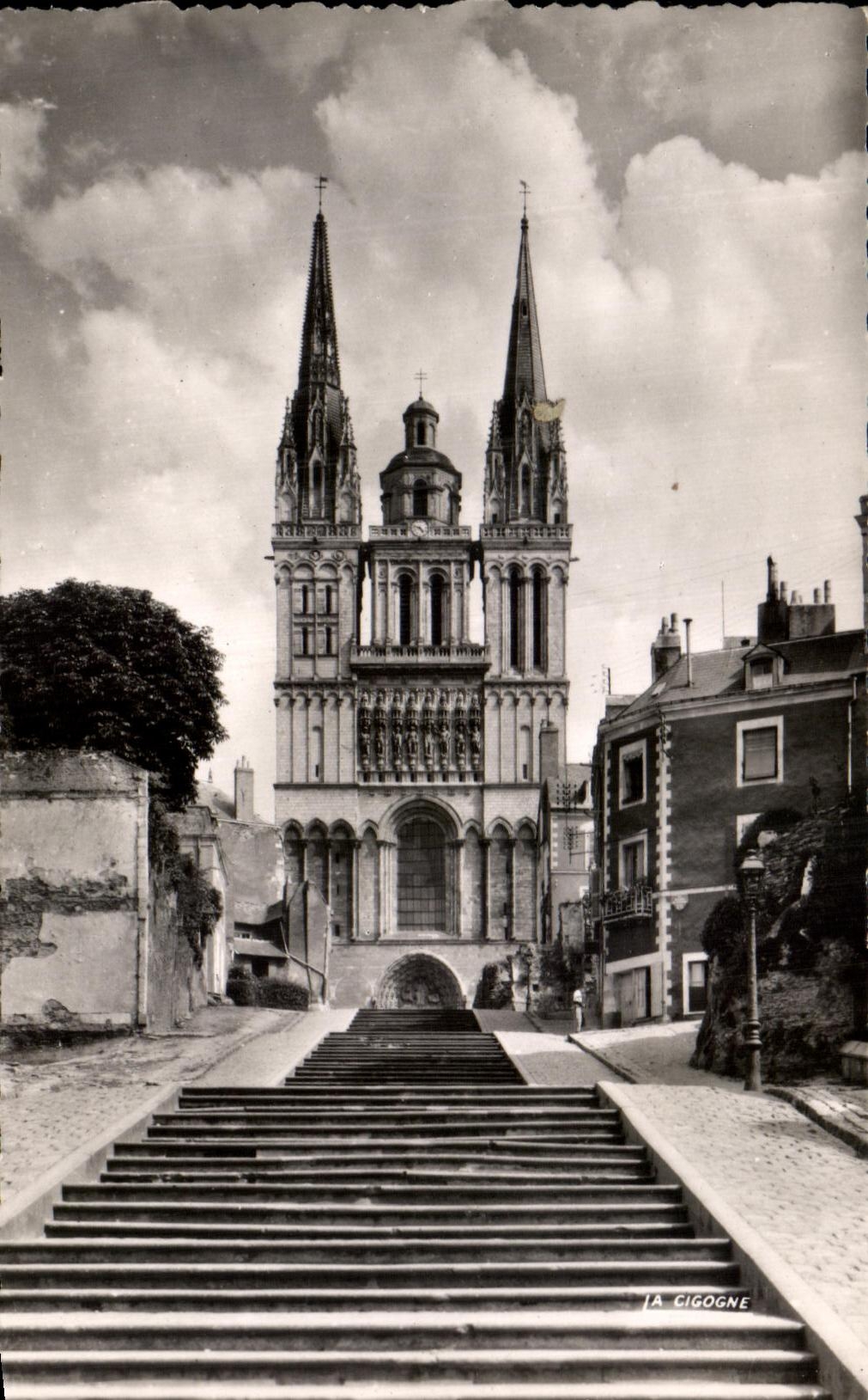 CPA Angers the Cathedral Saint Maurice