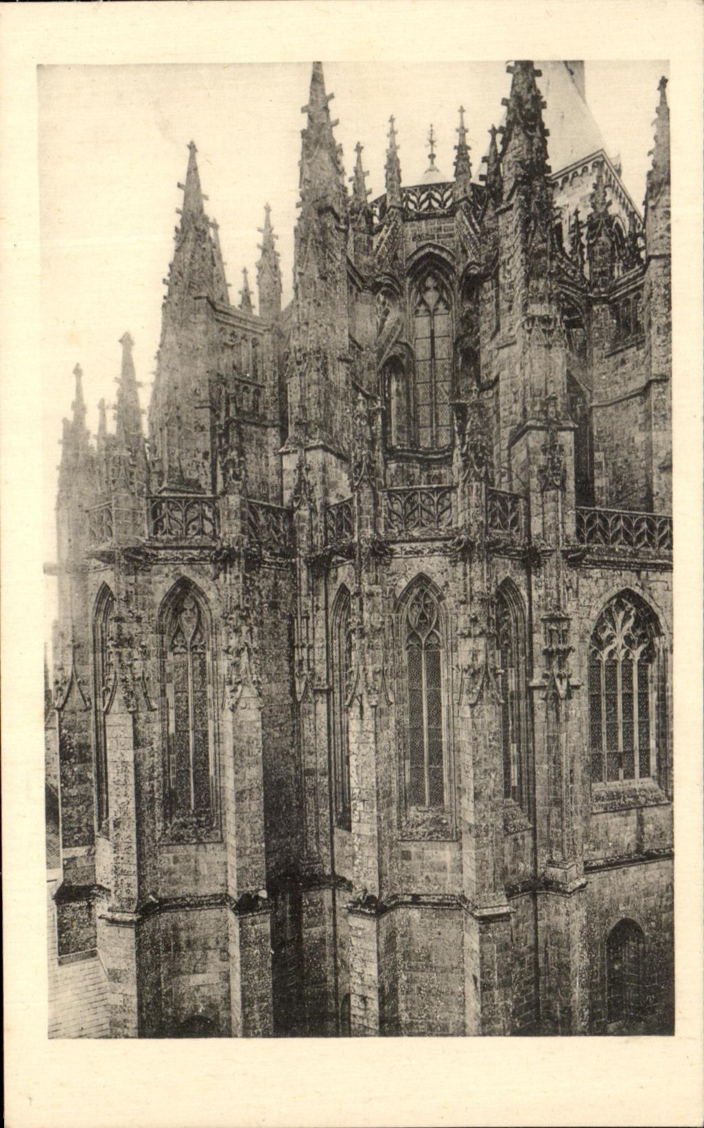 CPA Abbey Of Mont Saint Michel the Bedside of the Abbey church