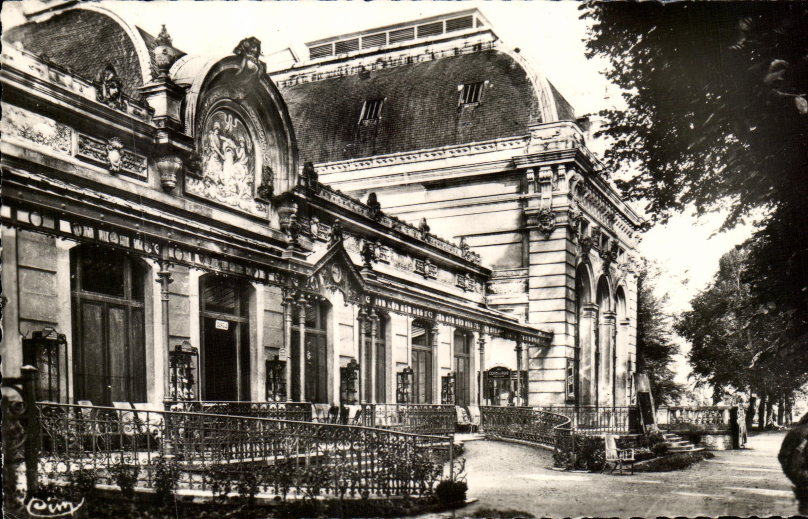 CPA Neris les Bains the Casino