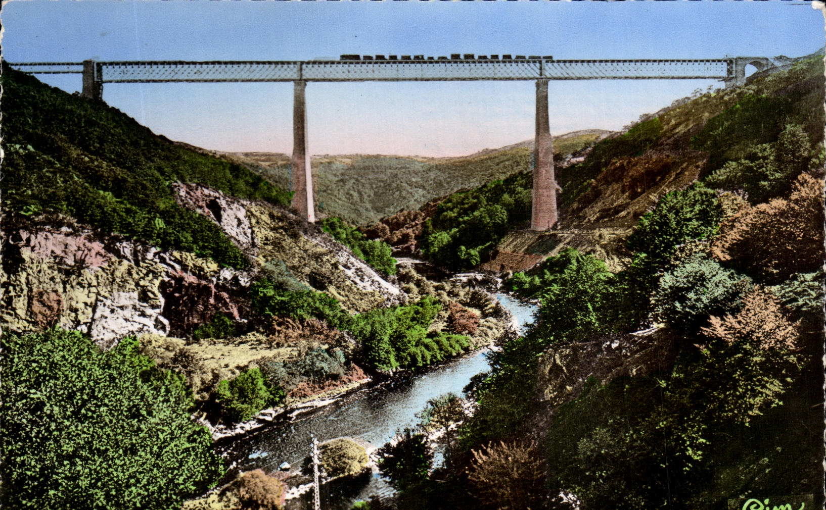 Insipid CPA the Viaduct