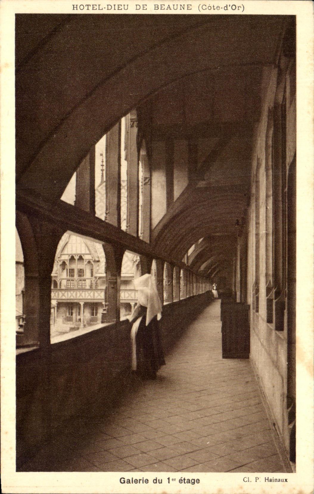 Galeria de Dieu De Beaune del hotel de CPA de la 1ra monja de la etapa