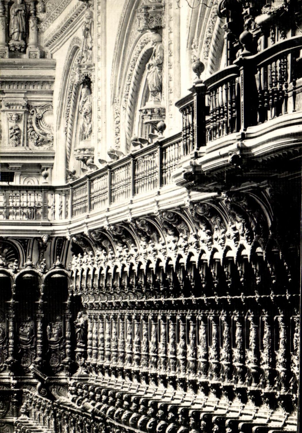 CPSM Stalls Cathedral