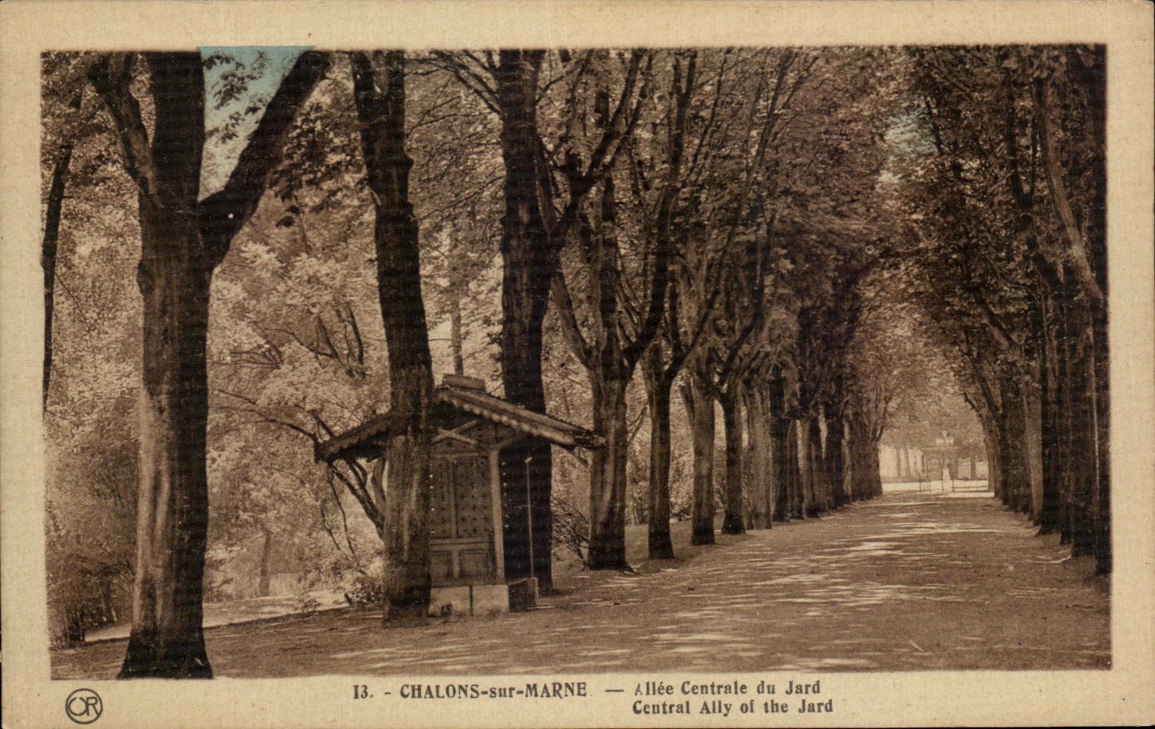 CPA Trawl-nets On the Marne Allee Central of Jard