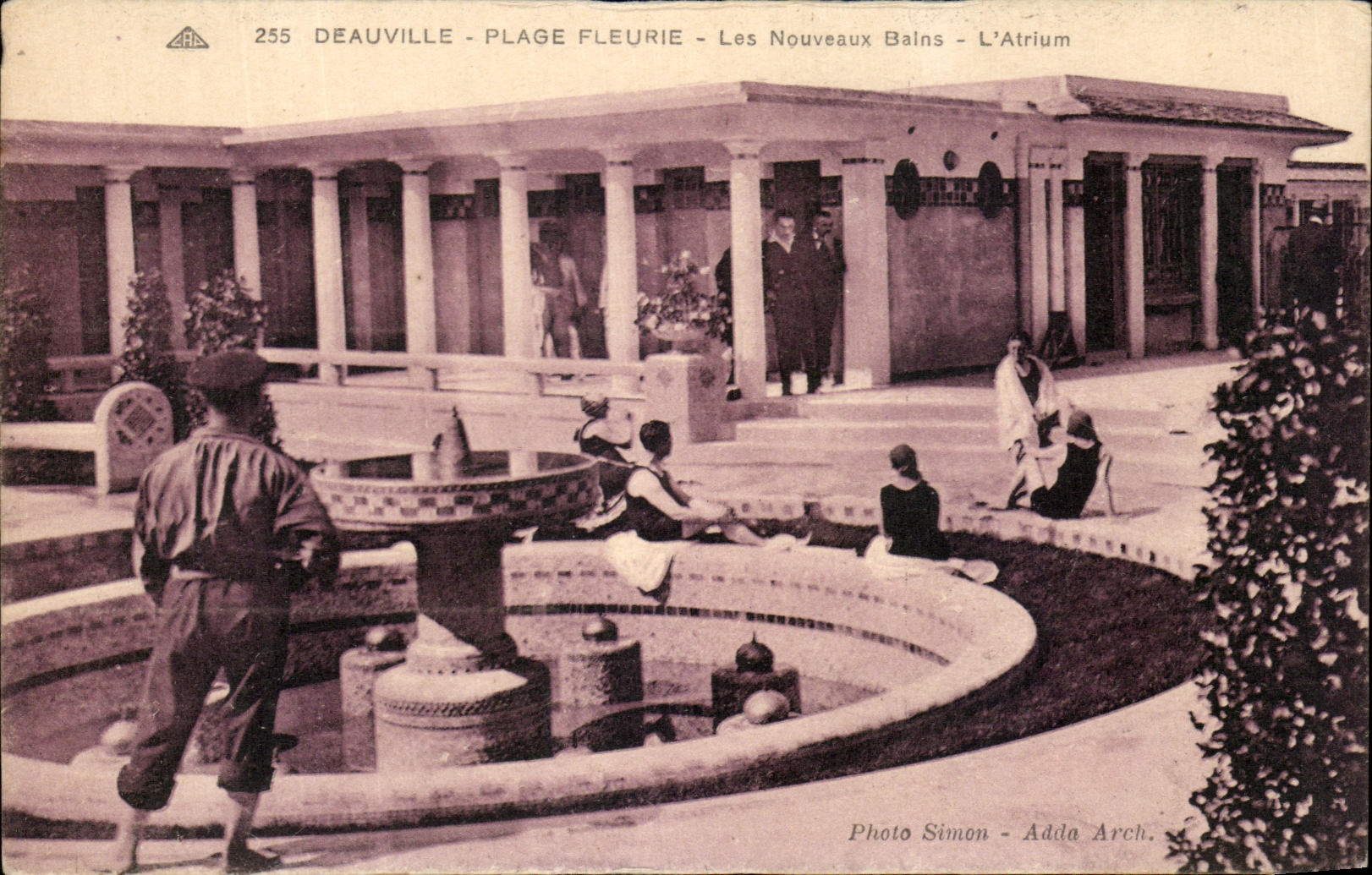 CPA Deauville Flowered Beach New Baths