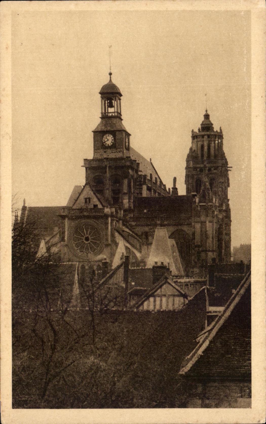 CPA Gisors L'Eglise 