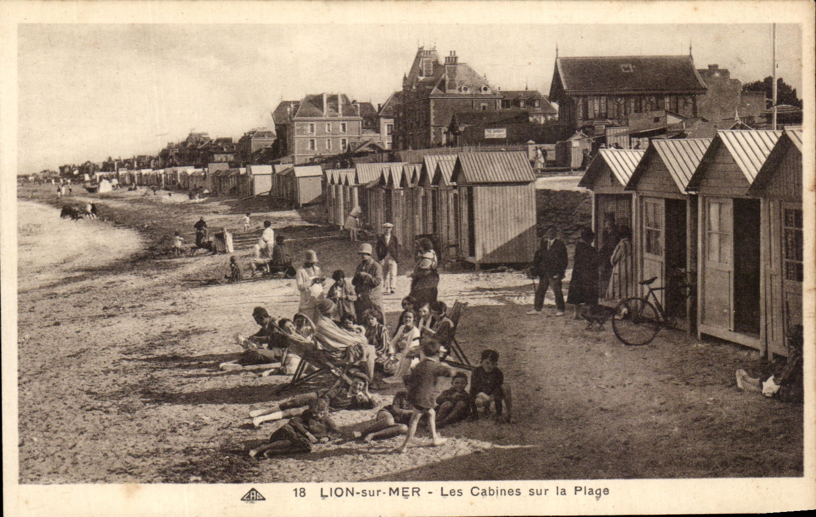 CPA Lion sur Mer Cabins On the Beach