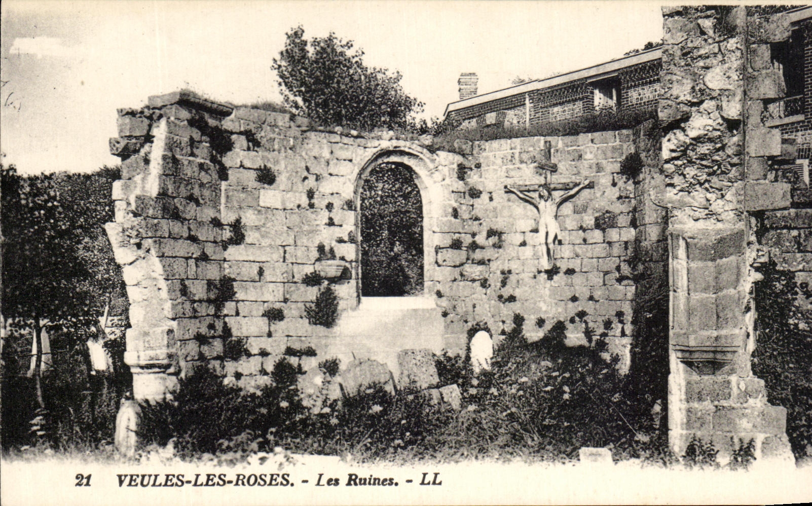 Weak CPA Roses the Ruins Christ