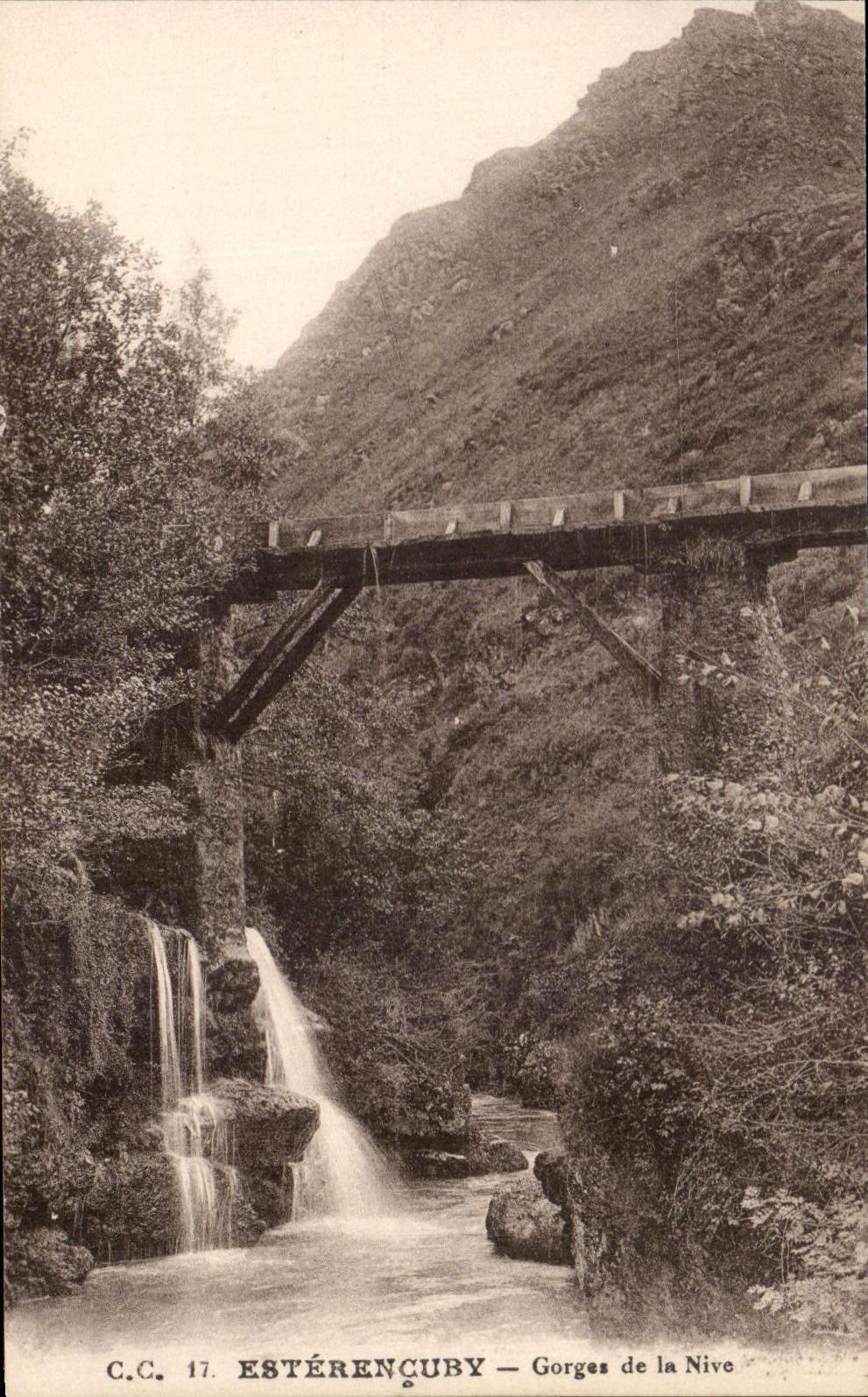 CPA Esterencuby Falls of Nive