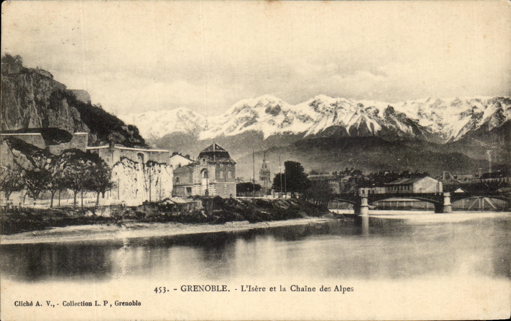 CPA Grenoble the Isere and the Alpine range