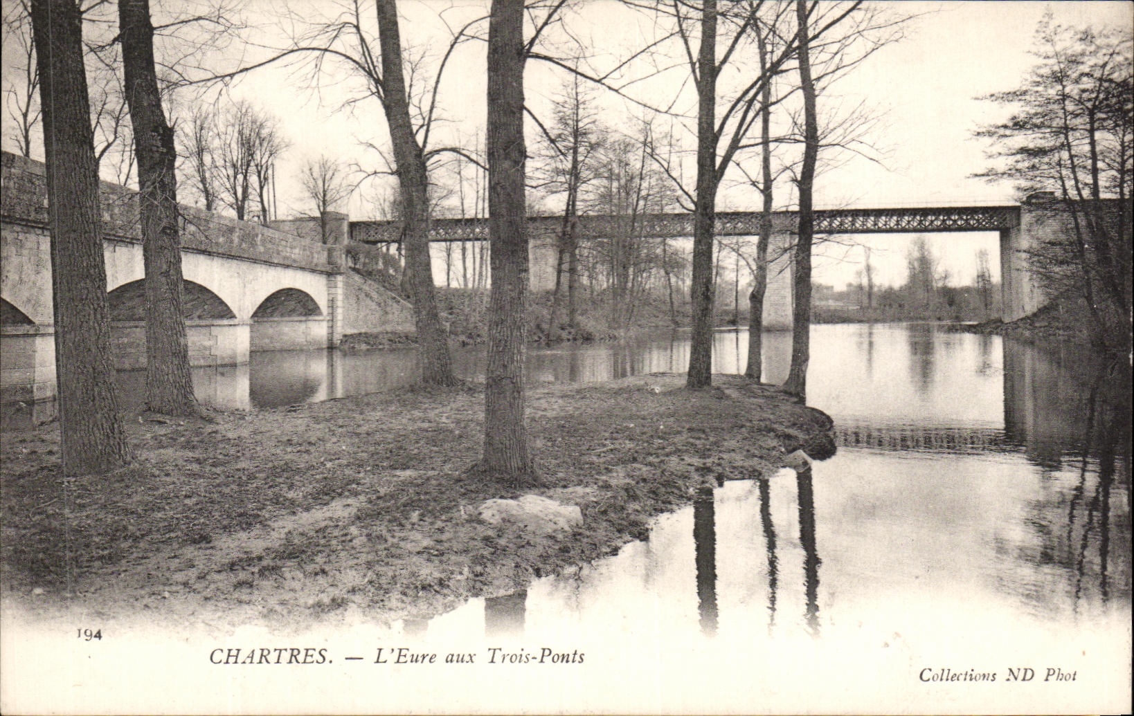 CPA Chartres the Eure with the Three Bridges