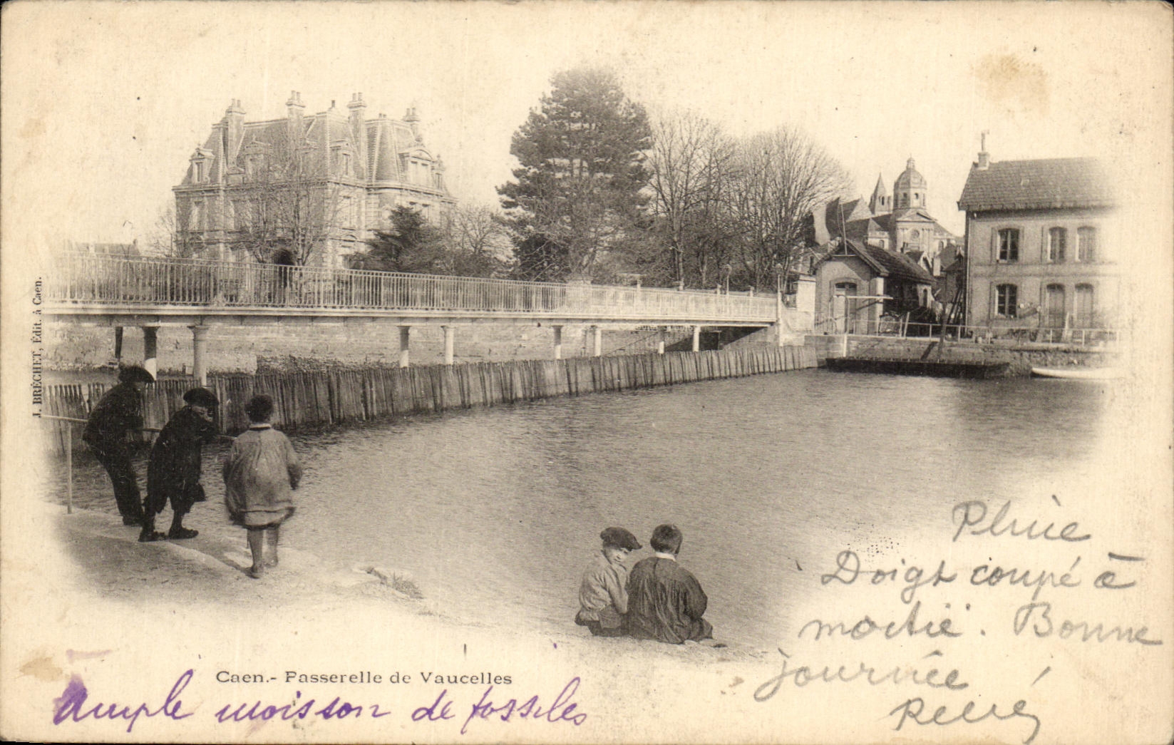 CPA Caen Footbridge De Vaucelles Children