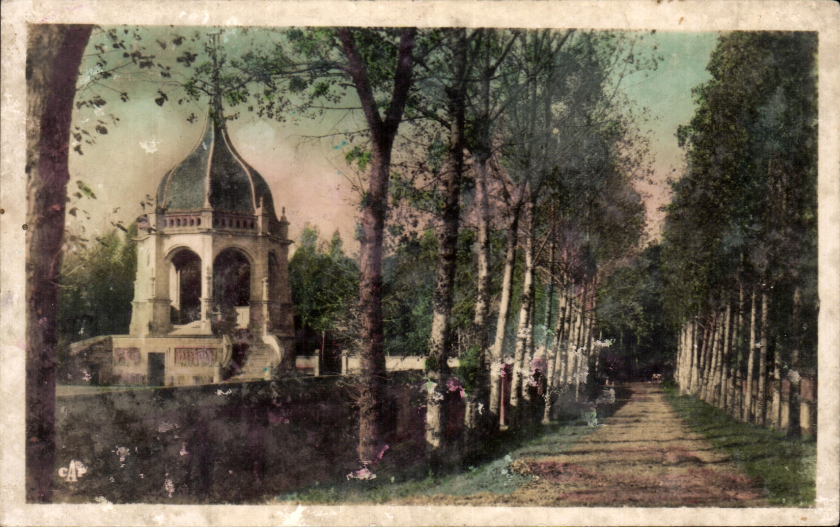 CPA co Anne d' Auray Seen on the Monument sux Dead