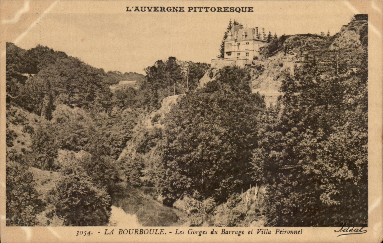 CPA Picturesque Auvergne Bourboule Falls Of the Stopping And Peironnel Villa