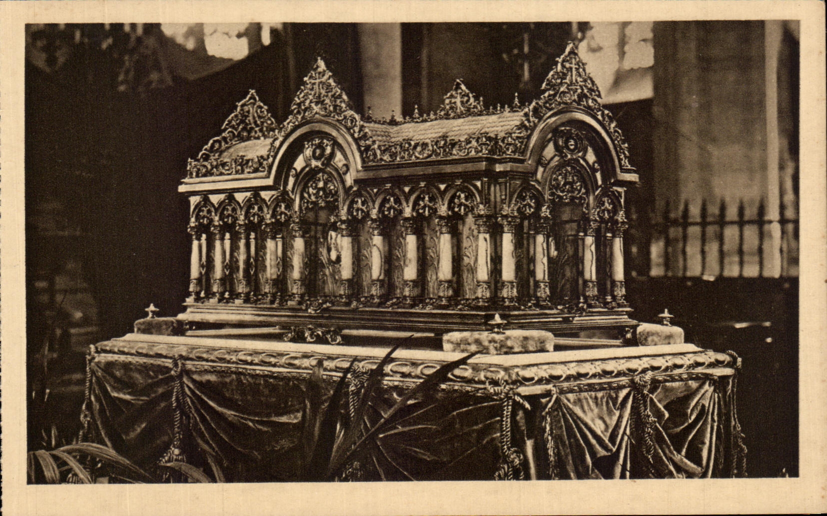 CPA menudo expulsa del vermeil ofrecido por Lisieux el Brasil