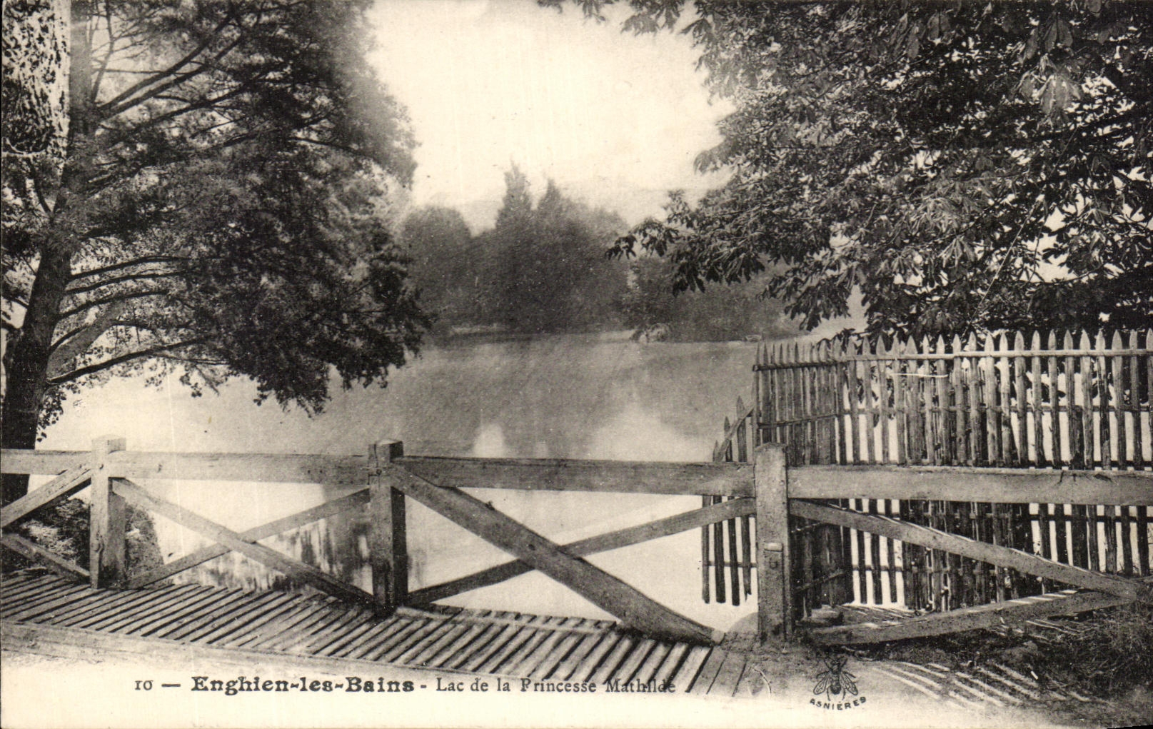 CPA Enghien Les Bains Lake of the Mathilde Princess