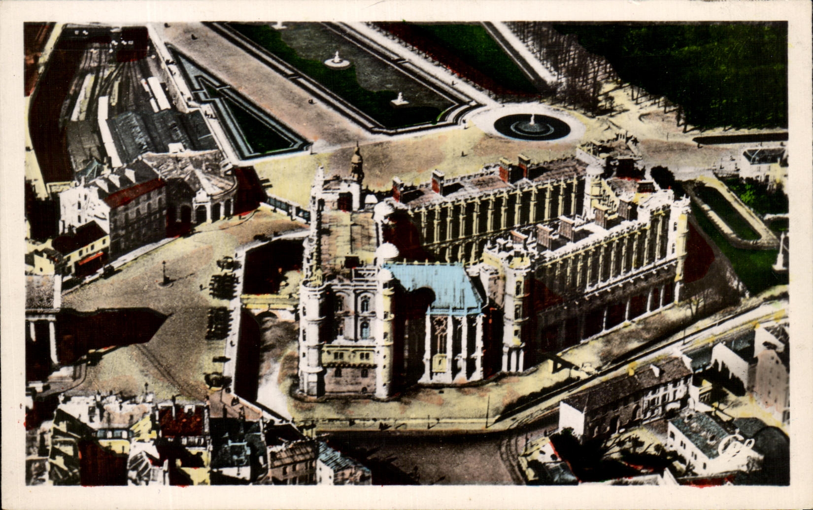 Santo German de CPA en el martillo de Bush el aire visto castillo