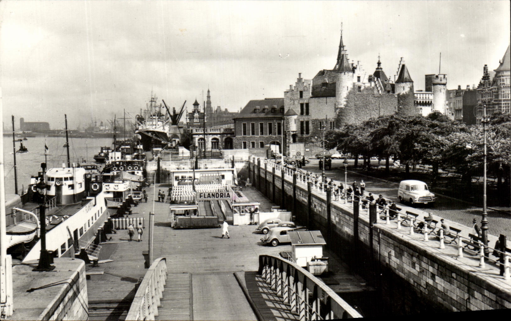 Barcos del het Steem Amberes del raet de CPA Antwerpen Javemzocjt