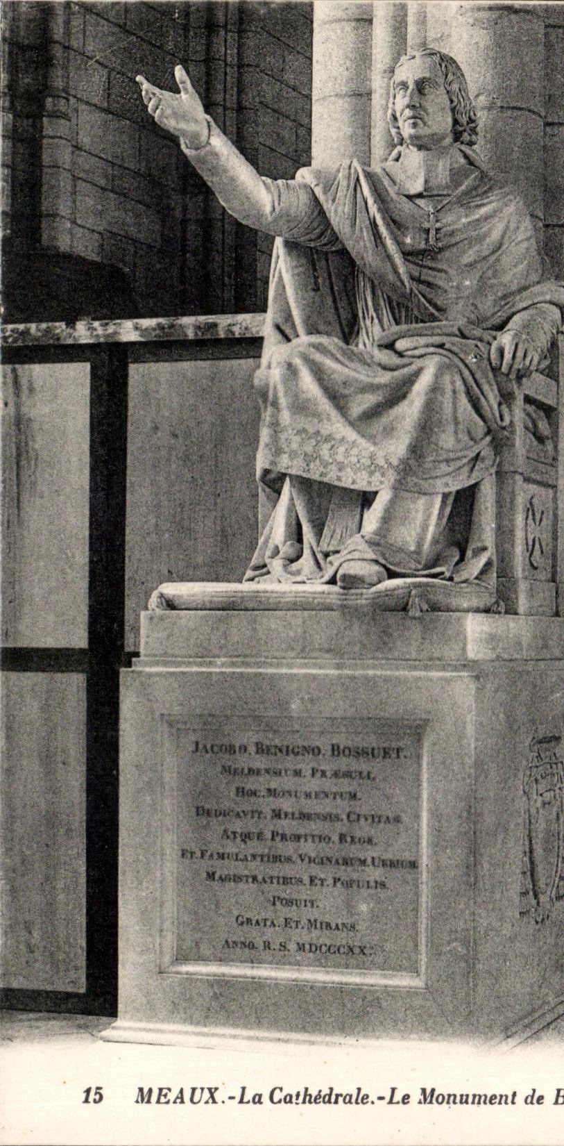 CPA Meaux the Cathedral the Monument De Bossuet