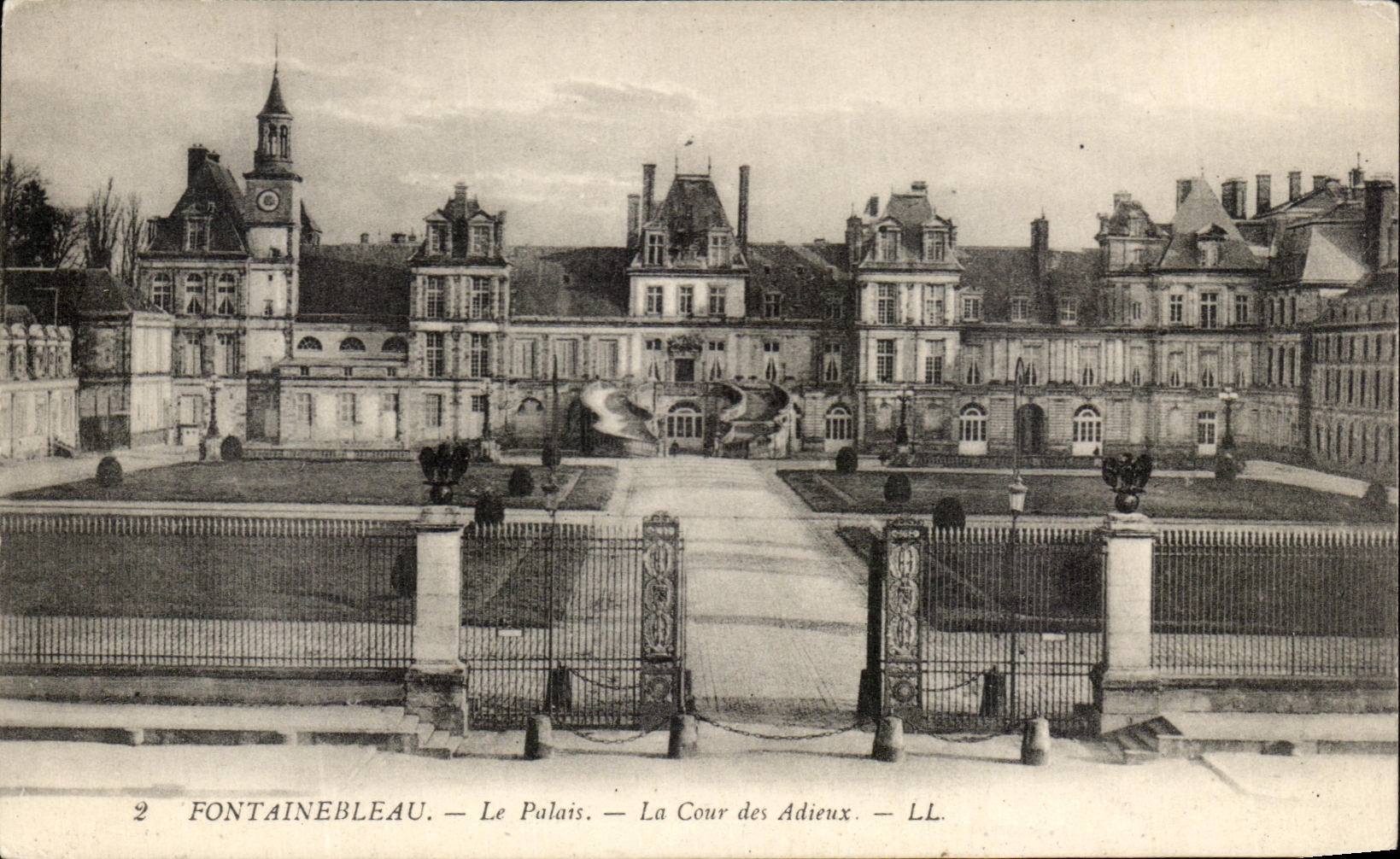 CPA Fontainebleau the Palate Court Of the Good-byes