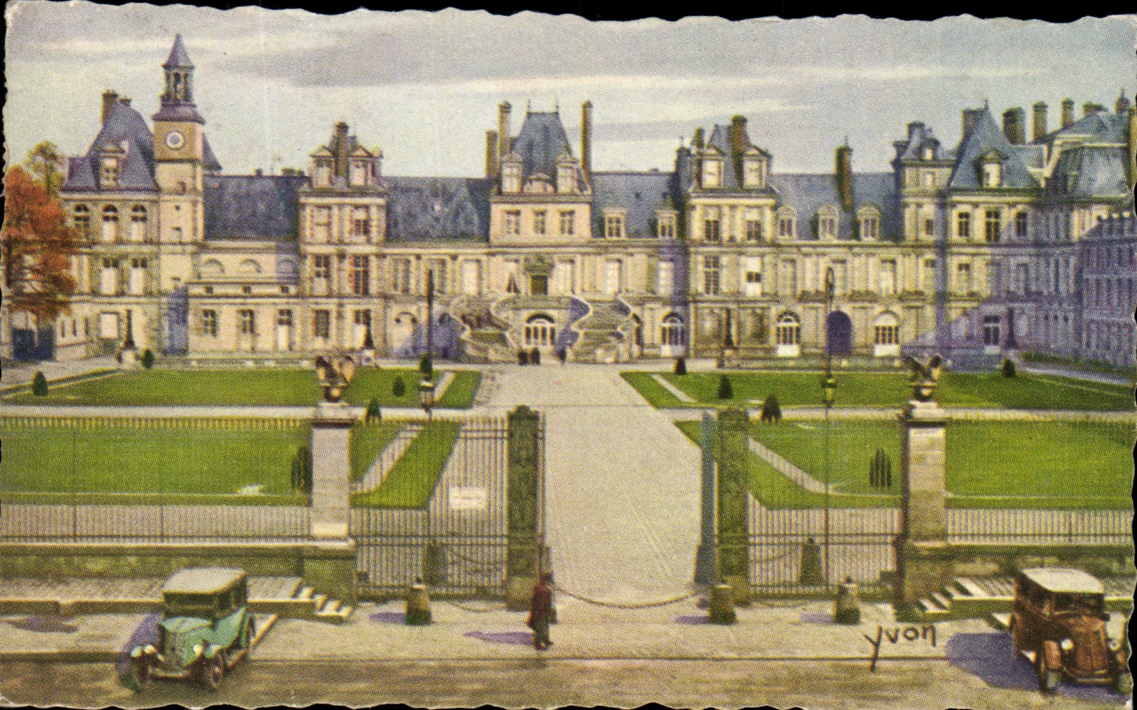 CPA Fontainebleau Soft France the Palate Court Of the White Horse Or the Good-byes