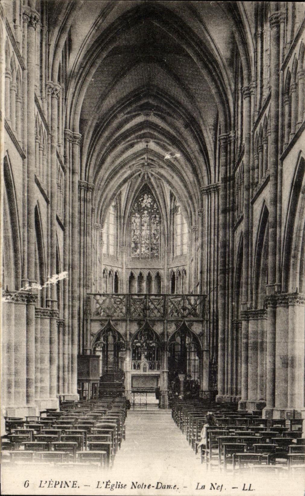 CPA the Spine the Notre Dame Church