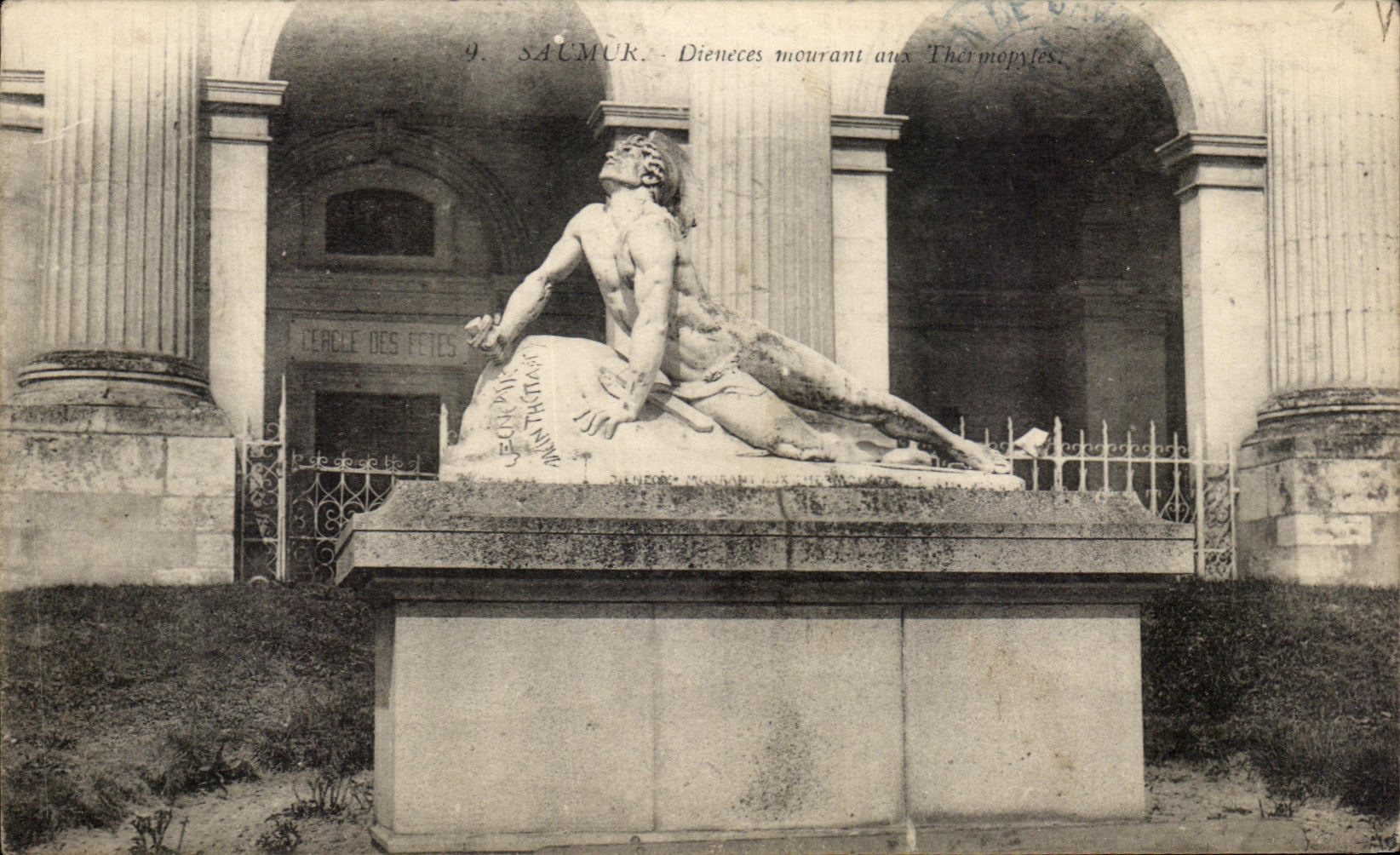 CPA Saumur Dieneces Dying In Thermopyles