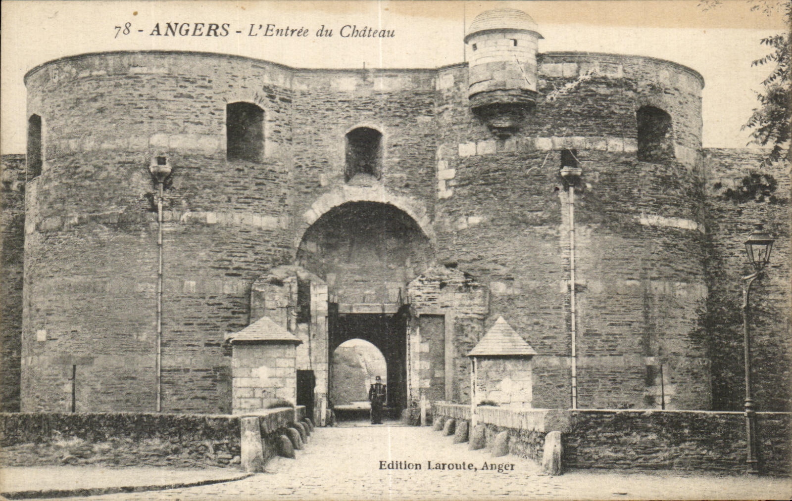 CPA Angers Eutree Of the Castle