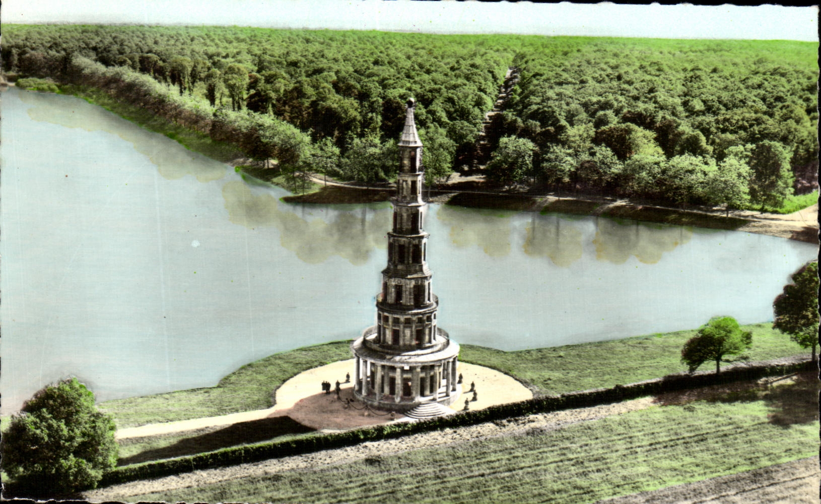 Plano de CPA con Top Of el edificio historico de D Amboise del taladro de Pagoda De Chanteloup