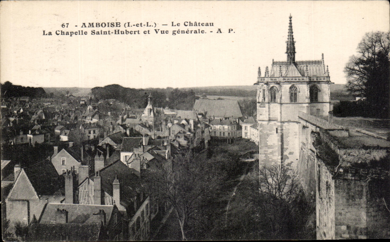 CPA Amboise el santo Huberto de Chapelle del La del castillo y vision
