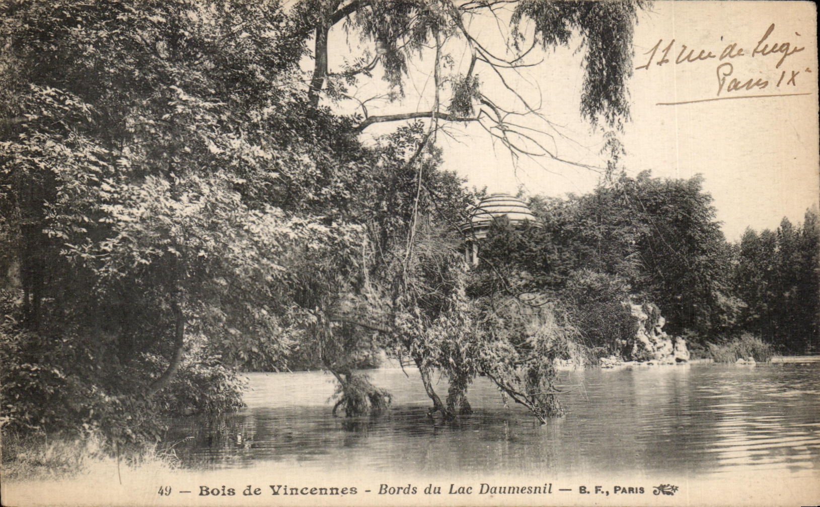 CPA Wood of Vincennes Edges of the Lake Daumesnil