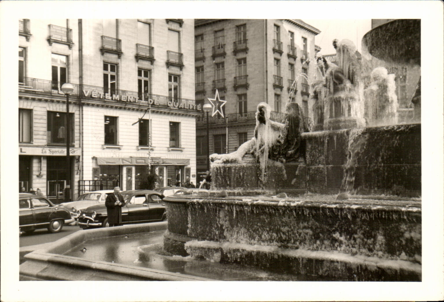 Photograph (nonlocalized)