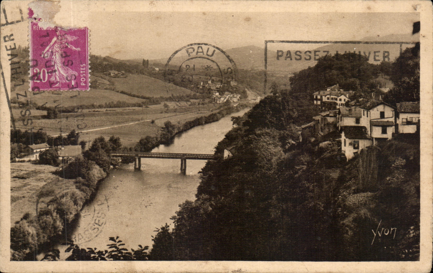 CPA the Basque Country Cambo Les Bains has Horse on Nive Bottom and it high Cambo